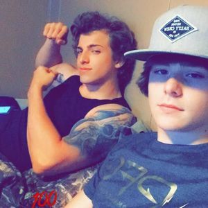 Meet your Posher, Eli